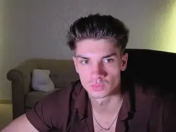 Chaturbate Best live sex cam show of maxkaiden