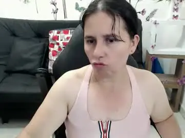 Chaturbate Sex Chat of selene_mom