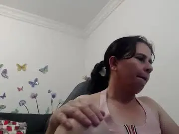 Chaturbate Watch Live Sex Cams of selene_mom