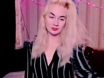Chaturbate Best live sex cam show of carinfox