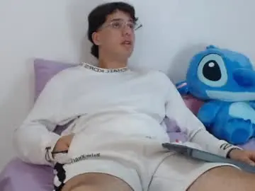 Chaturbate Best live sex cam show of manuelr77