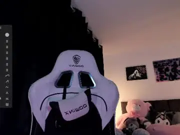 Chaturbate Best live sex cam show of satanbabee_