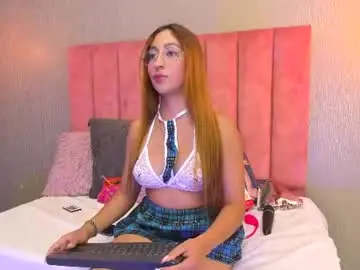 Chaturbate Nude Webcam of emilyparker__