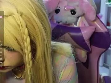 Chaturbate Sex Cam of kikilepetite