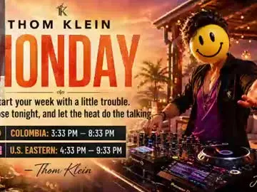 Chaturbate Live Sex Cam of thomklein