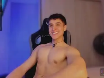Chaturbate Nude Webcam of thomklein