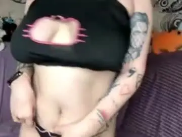 Chaturbate Nude Webcam of golden_fang