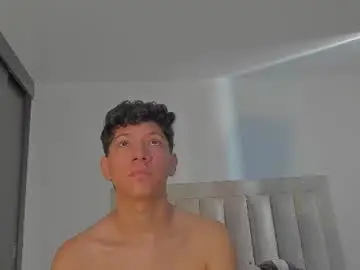 Chaturbate Best live sex cam show of iamjulian_