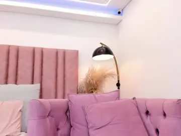Chaturbate Live Sex Cam of im_lunaaa