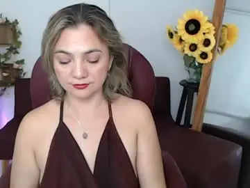 Chaturbate Free Porn Cam of lilly_milf