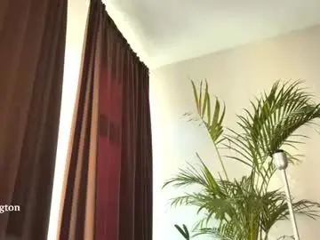 Chaturbate Live Porn of tatti_1