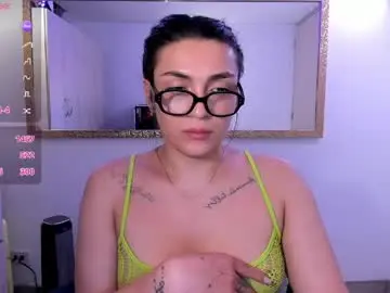 Chaturbate Best live sex cam show of _ericavanderhill_
