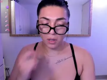 Chaturbate Nude Webcam of _ericavanderhill_
