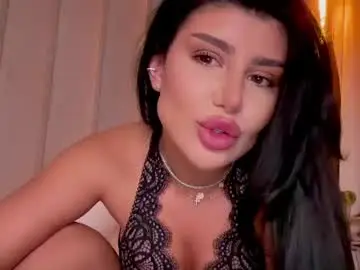 Chaturbate Watch Live Sex Cams of moniqueeass