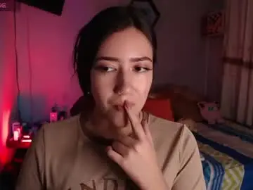 Chaturbate Live Sex Cam of aurora_shy_