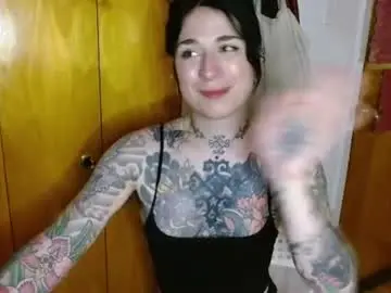 Chaturbate Live Sex Cam of miss_raven_ts