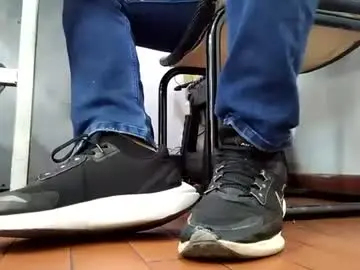 Chaturbate Adult Webcam of waltherfeet_