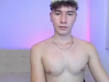 Chaturbate Watch Live Sex Cams of adrian_morelli