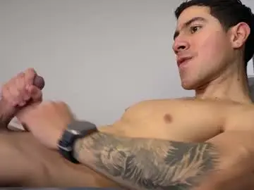 Chaturbate Live Sex Cam of andresjuan92