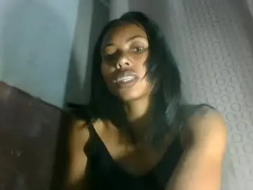 Chaturbate Free Live Porn of francine1507