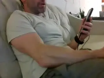 Chaturbate Live Sex Cam of hotwhitedude2026