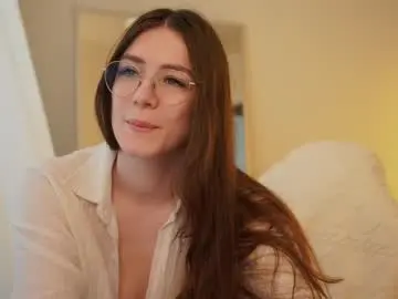 Chaturbate Live Sex Cam of ester_hill