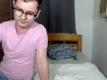 Chaturbate Live Porn of lars_petite_obsession