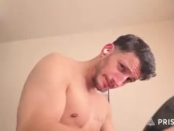 Chaturbate Free Porn Cam of hardselfsucker1