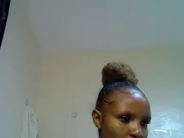 Chaturbate Live Sex Cam of petite_melinda