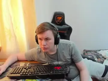 Chaturbate Live Sex Cam of iliaskrislove