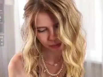 Chaturbate Best live sex cam show of shelleyborom