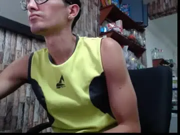 Chaturbate Nude Webcam of jhosuamoore2