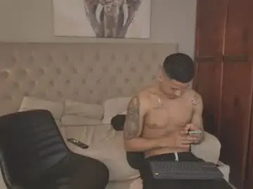 Chaturbate Watch Live Sex Cams of janomar01