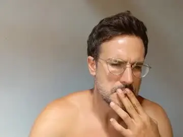 Chaturbate Live Sex Cam of firefighterr88