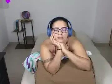 Chaturbate Live Sex Cam of moonwoman_