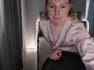Chaturbate Watch Live Sex Cams of kriseuphoria