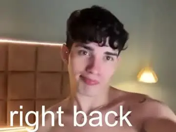 Chaturbate Live Porn of alejootwink