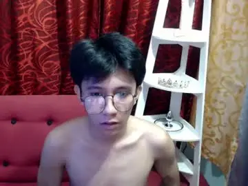 Chaturbate Sex Cam of petiteasian_boy