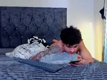 Chaturbate Free Live Porn of morthy_downey