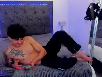 Chaturbate Sex Cam of morthy_downey