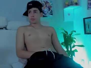 Chaturbate Free Live Porn of strong_rock69