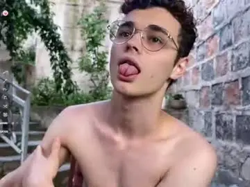 Chaturbate Nude Webcam of herman_gross