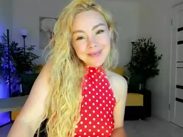 Chaturbate Live Sex Cam of super_peach
