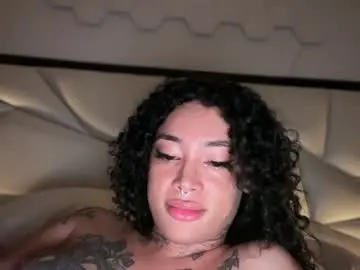 Chaturbate Live Sex Cam of katy_monrroy