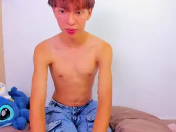 Chaturbate Best live sex cam show of ely_king