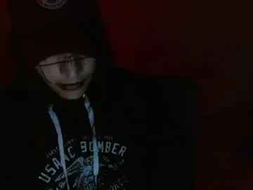 Chaturbate Live Sex Cam of skykar