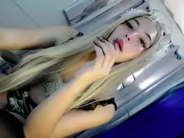 Chaturbate Sex Cam of hotfucking_queen1111