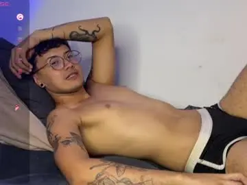 Chaturbate Best live sex cam show of leaneseb