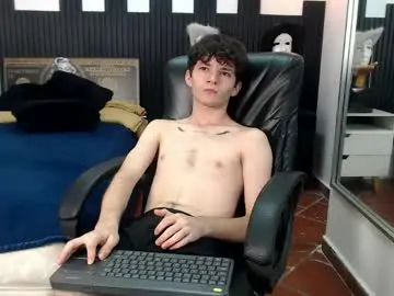Chaturbate Live Sex Cam of trevor_mob