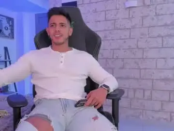 Chaturbate Nude Webcam of ashton_coleman_